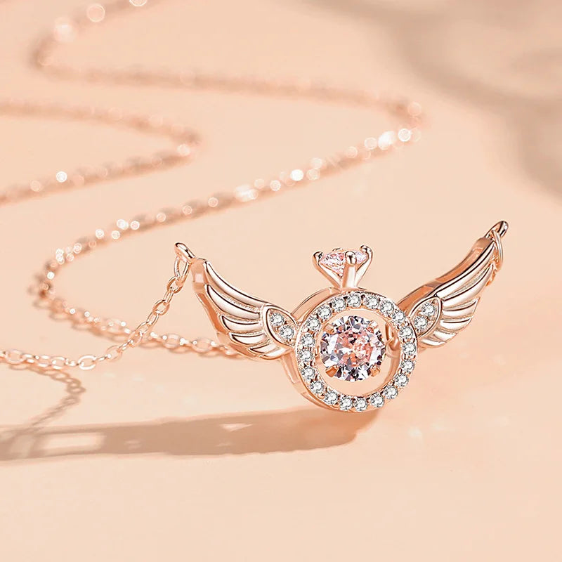 The Heart-Beating Clavicle Chain with Smart Angel Wings Is a Stylish, Light Luxury, Niche Design and Temperament Gift